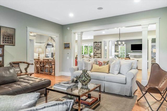 11754 Marquette Drive, New Buffalo, MI 49117