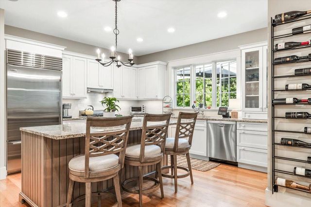 11754 Marquette Drive, New Buffalo, MI 49117