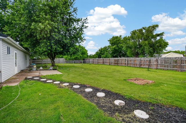 107 SW F Street, Melcher Dallas, IA 50163