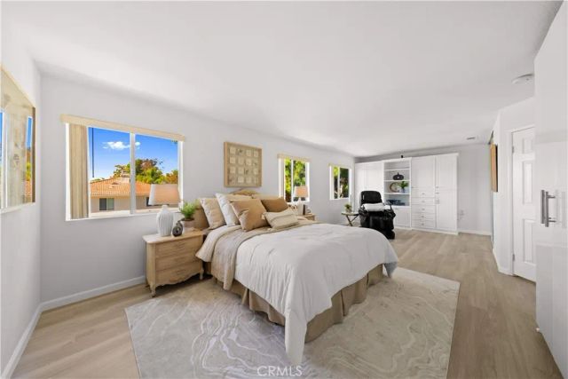 2 Tradition Pl, Irvine, CA 92602