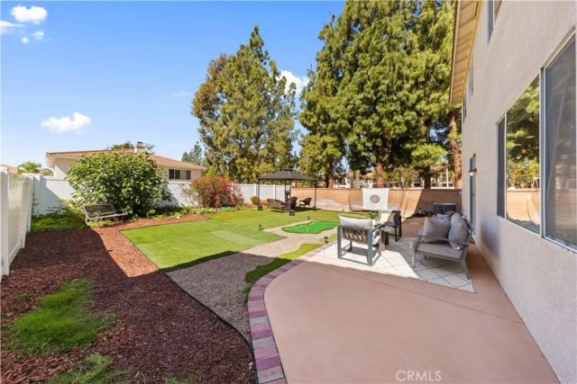 2 Tradition Pl, Irvine, CA 92602