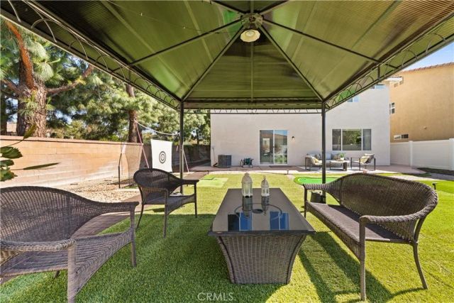 2 Tradition Pl, Irvine, CA 92602