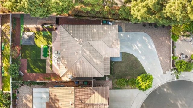 2 Tradition Pl, Irvine, CA 92602