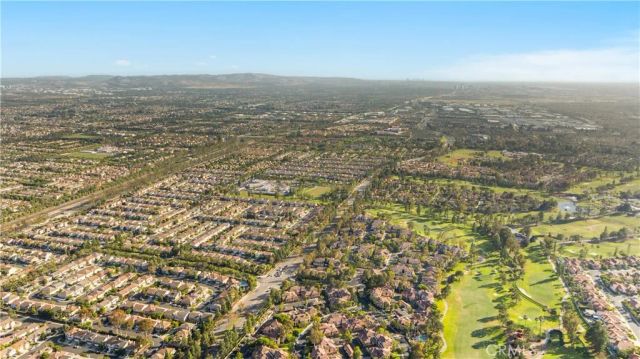 2 Tradition Pl, Irvine, CA 92602