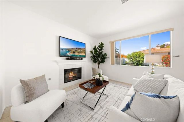 2 Tradition Pl, Irvine, CA 92602