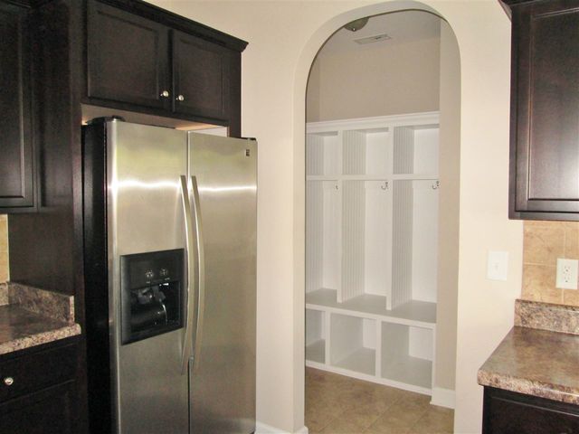 206 Ashton Court, Sneads Ferry, NC 28460