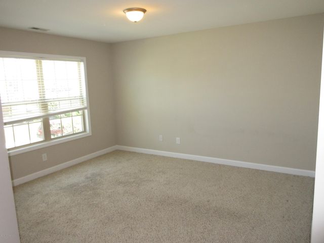 206 Ashton Court, Sneads Ferry, NC 28460