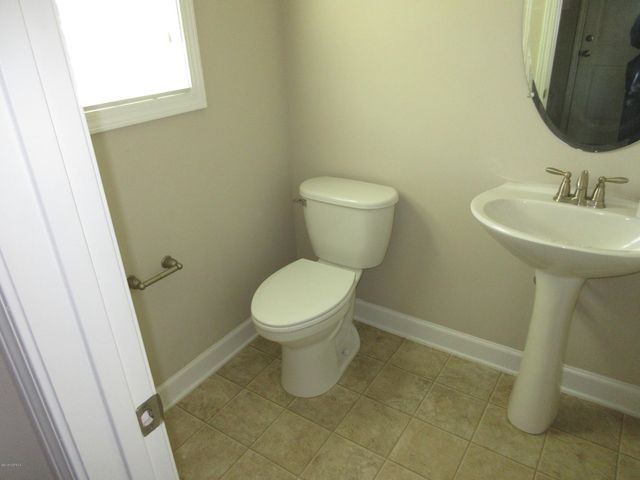 206 Ashton Court, Sneads Ferry, NC 28460