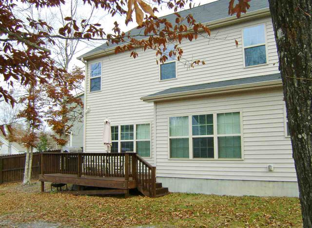 206 Ashton Court, Sneads Ferry, NC 28460