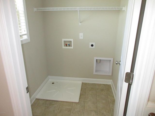 206 Ashton Court, Sneads Ferry, NC 28460