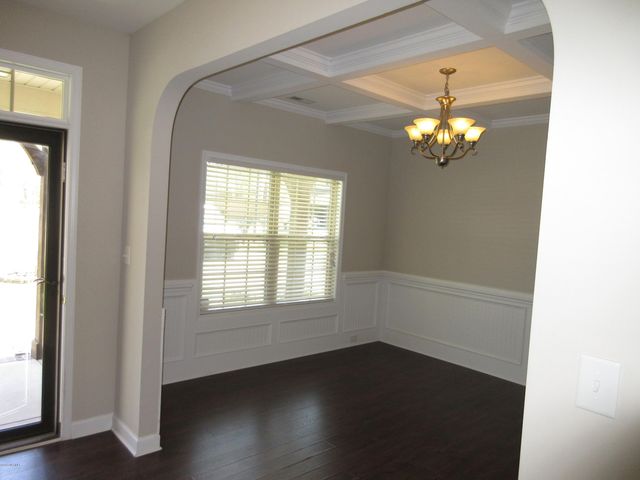 206 Ashton Court, Sneads Ferry, NC 28460