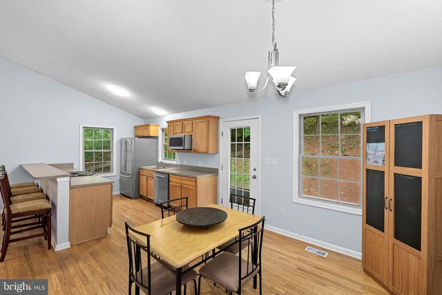 806 WINDY WAY, Front Royal, VA 22630
