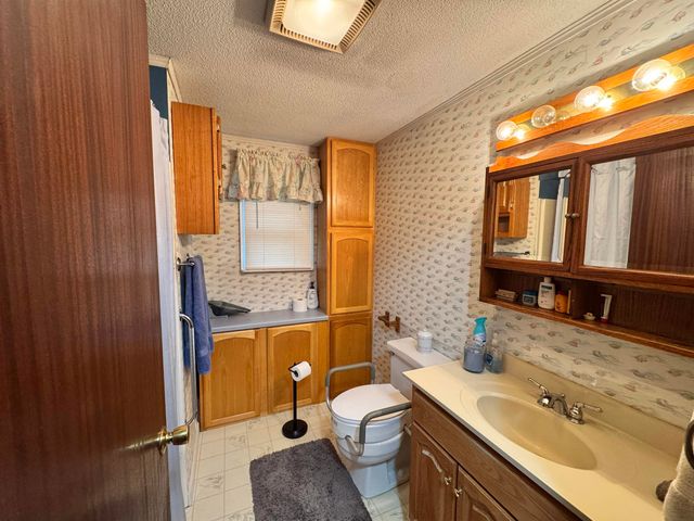 2849 Dartmouth College Highway, Haverhill, NH 03774