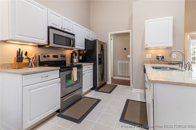 610 Seymour Street, Aberdeen, NC 28315