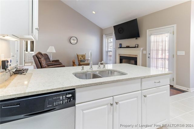 610 Seymour Street, Aberdeen, NC 28315