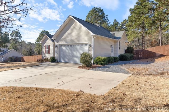 610 Seymour Street, Aberdeen, NC 28315