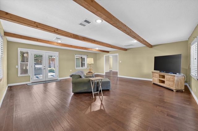 1216 Walker Drive, Hurst, TX 76053