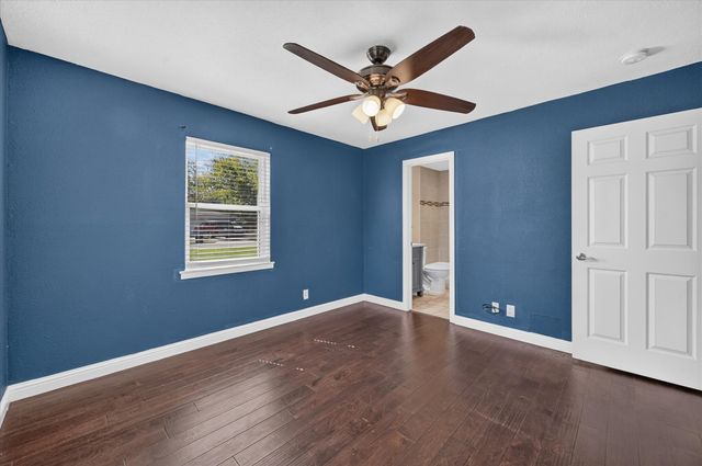 1216 Walker Drive, Hurst, TX 76053