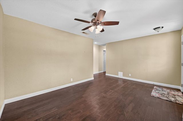 1216 Walker Drive, Hurst, TX 76053