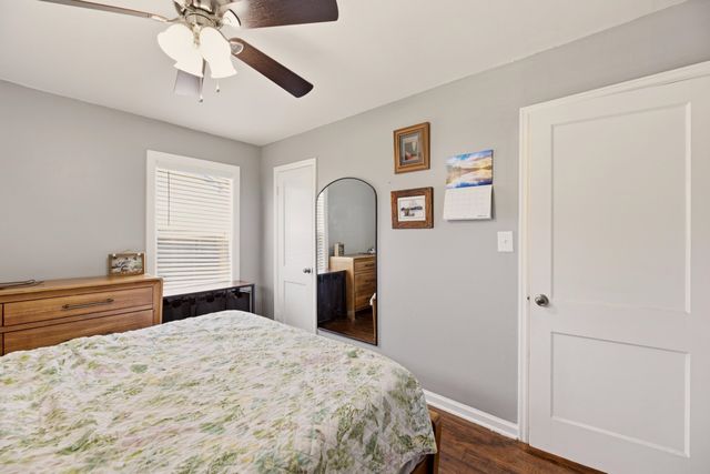 831 S Christine Ave, Wichita, KS 67218