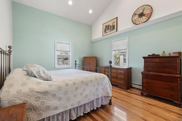 58 Ralph St, Watertown, MA 02472