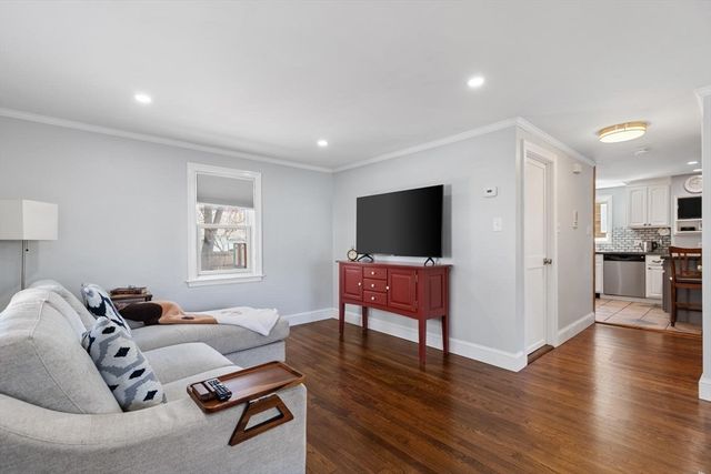 58 Ralph St, Watertown, MA 02472