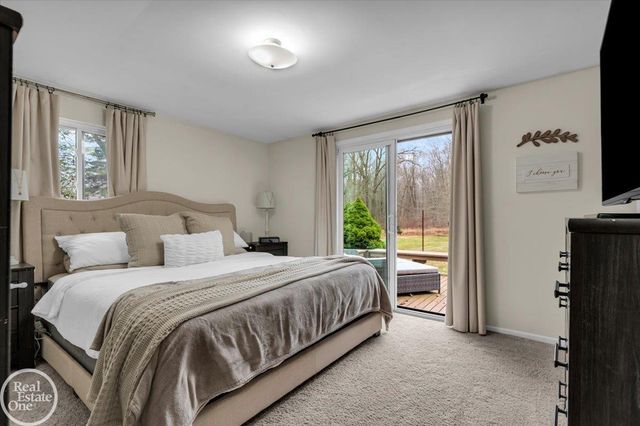 7920 Marsh Road, Cottrellville, MI 48039