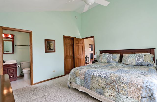 1327 59th Street, Downers Grove, IL 60516