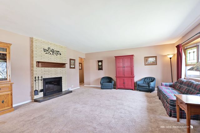 1327 59th Street, Downers Grove, IL 60516