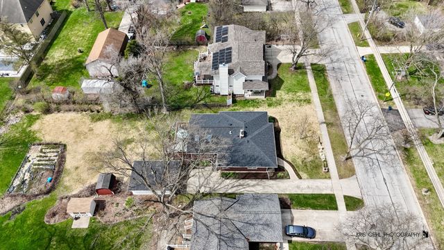 1327 59th Street, Downers Grove, IL 60516