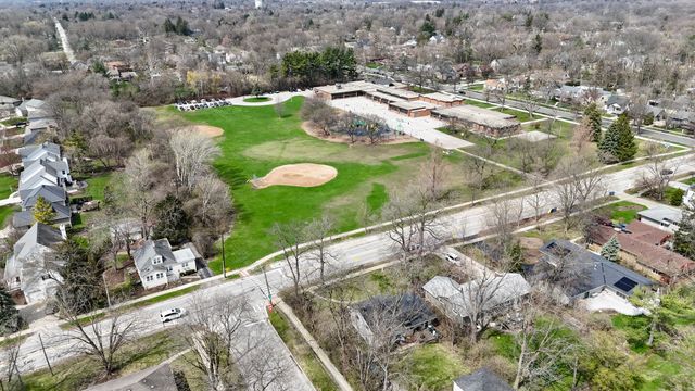 1327 59th Street, Downers Grove, IL 60516