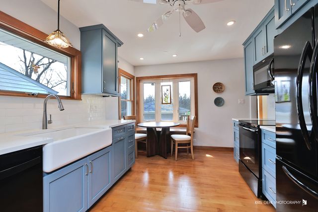 1327 59th Street, Downers Grove, IL 60516