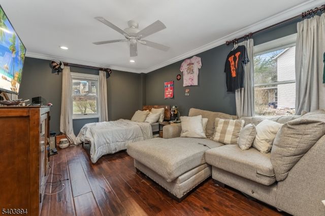 18 Sanatorium Road, Glen Gardner Boro, NJ 08826