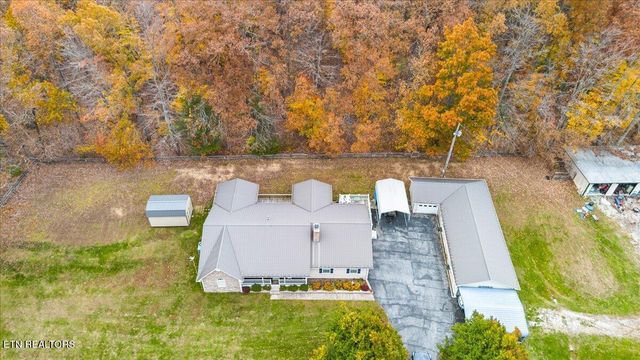 1449 Marcumtown Rd, Oneida, TN 37841