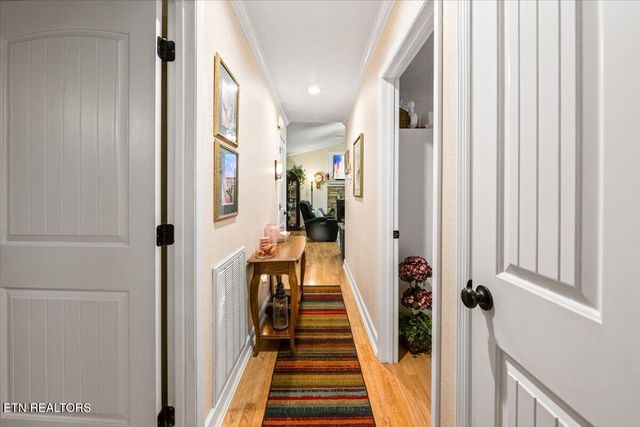 1449 Marcumtown Rd, Oneida, TN 37841