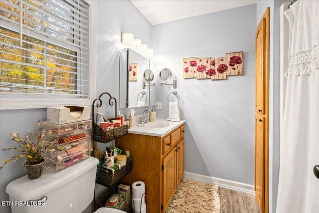 1449 Marcumtown Rd, Oneida, TN 37841