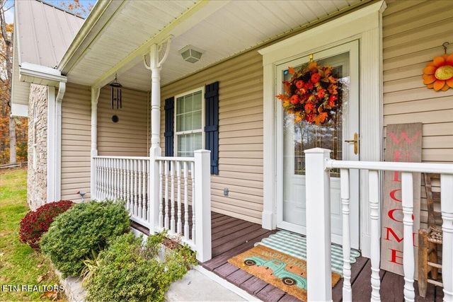 1449 Marcumtown Rd, Oneida, TN 37841