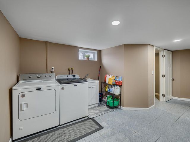 1251 Gardena Avenue NE, Fridley, MN 55432