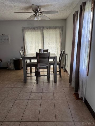 165 Baker Lane, Carlisle, OH 45005