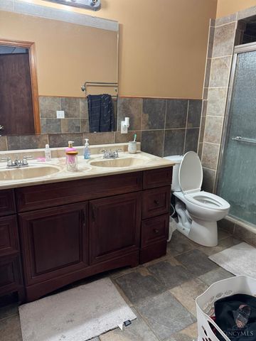 165 Baker Lane, Carlisle, OH 45005