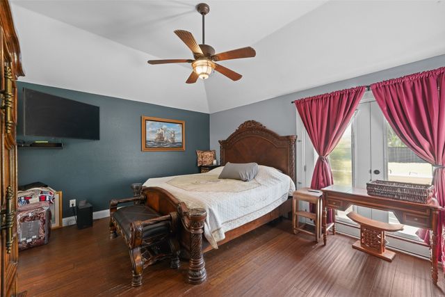 412 Kings Creek Drive, Terrell, TX 75161