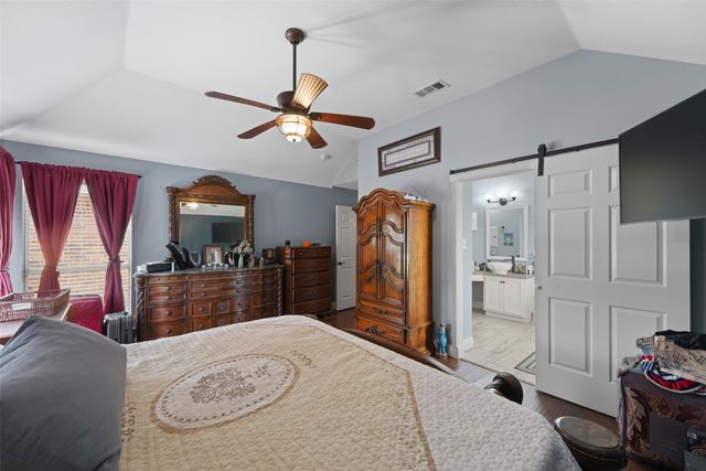 412 Kings Creek Drive, Terrell, TX 75161