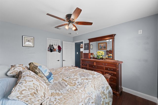 412 Kings Creek Drive, Terrell, TX 75161