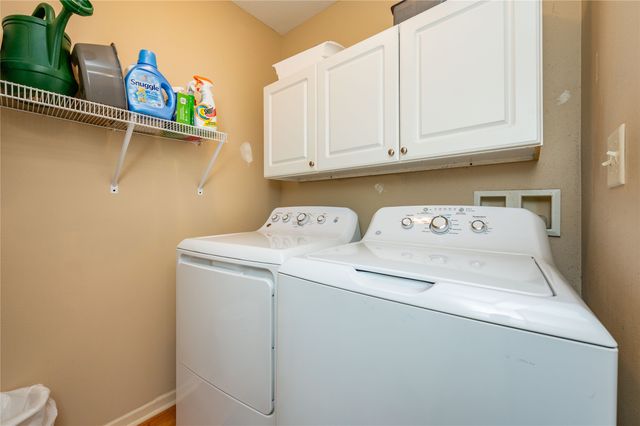 753 SE Willow Brook Court, Waukee, IA 50263