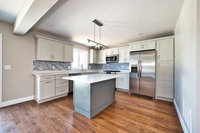 124 Downing, Fall River, MA 02723