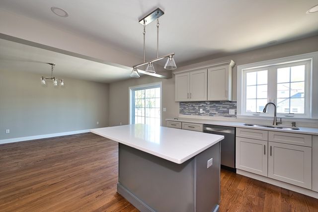 124 Downing, Fall River, MA 02723