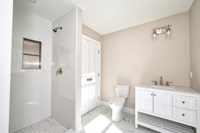 124 Downing, Fall River, MA 02723
