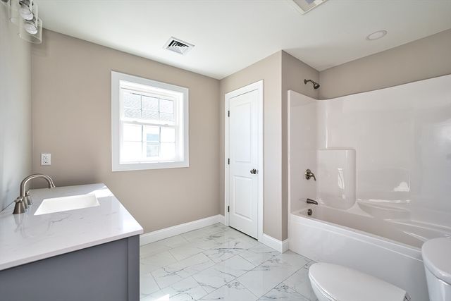 124 Downing, Fall River, MA 02723