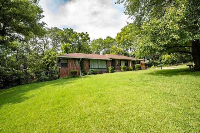 221 E 97th Street, Kansas City, MO 64114