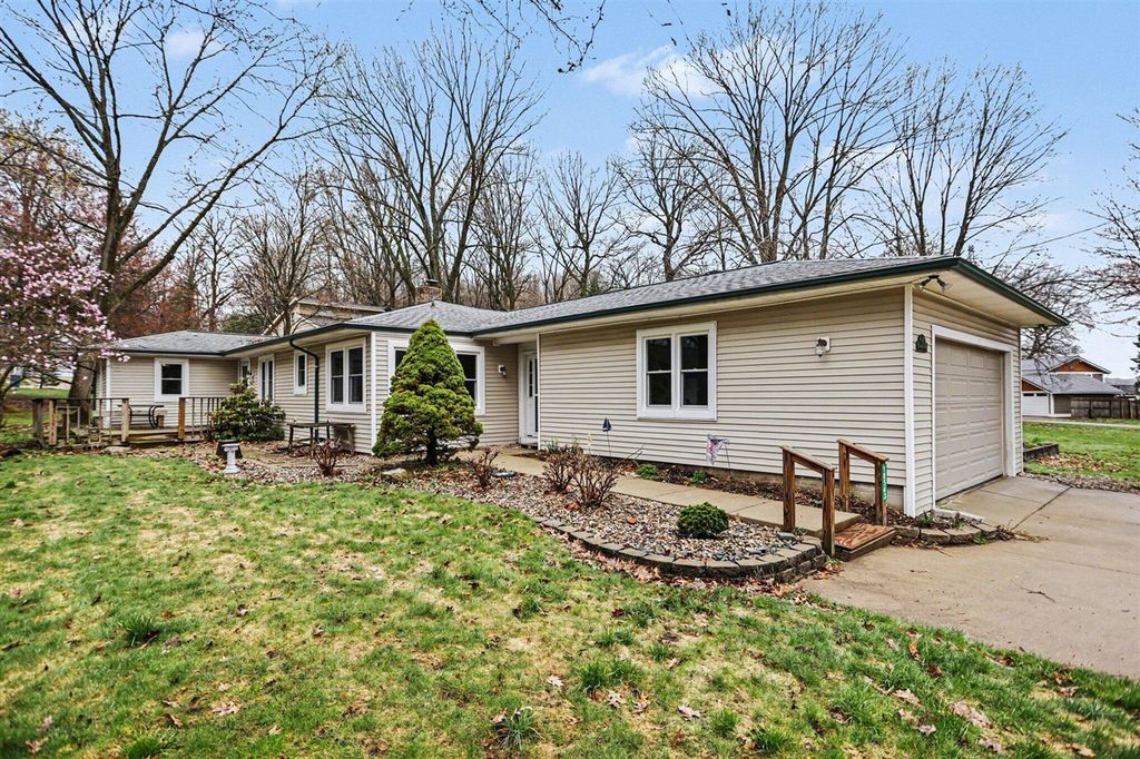 10543 Wildwood Circle, Richland, MI 49083